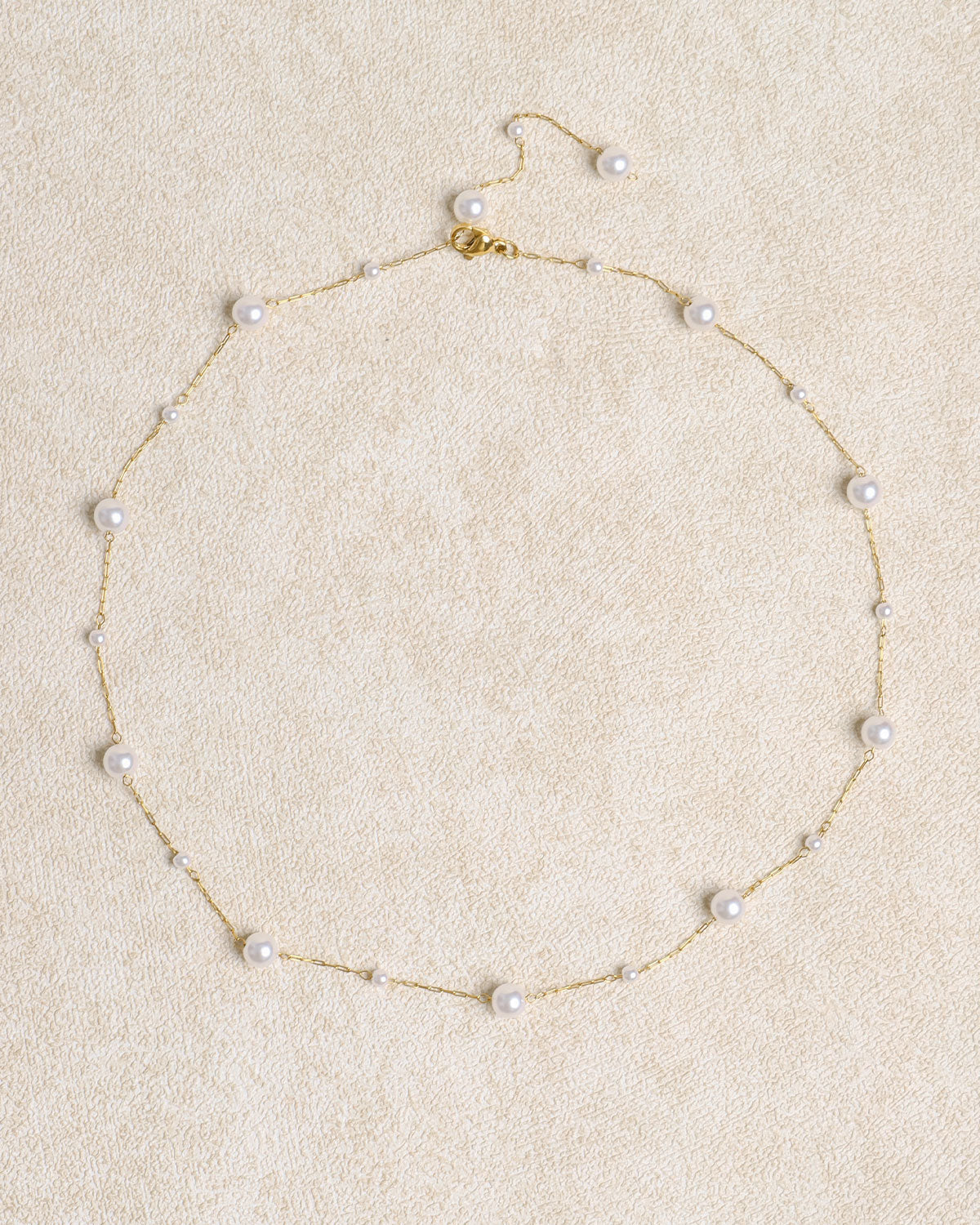 White Pearl Alloy Necklace