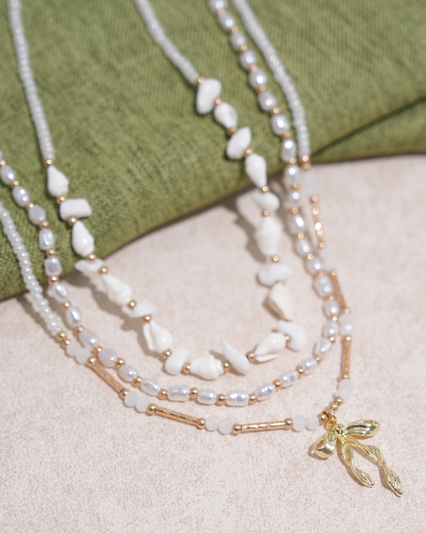 Pearl Beaded Clavicle Necklace