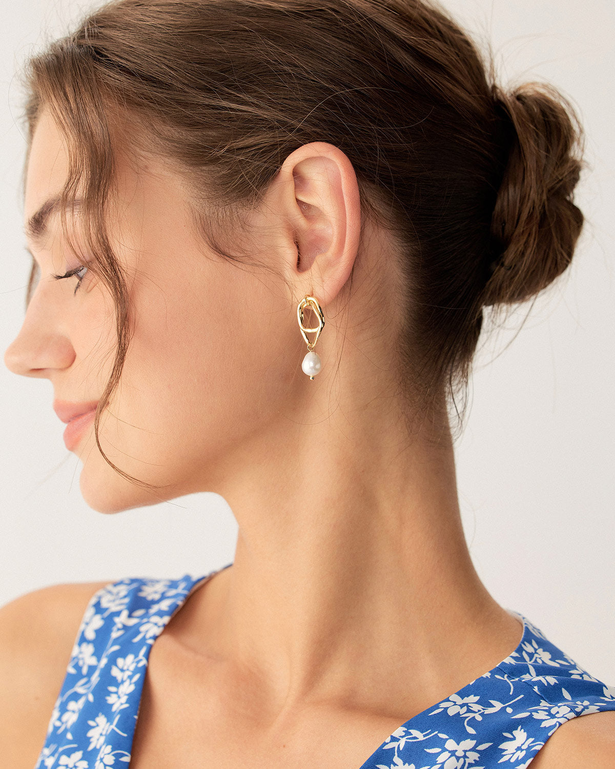 Metal Pearl Earrings