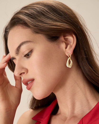 White Overlapping Geometric Earrings