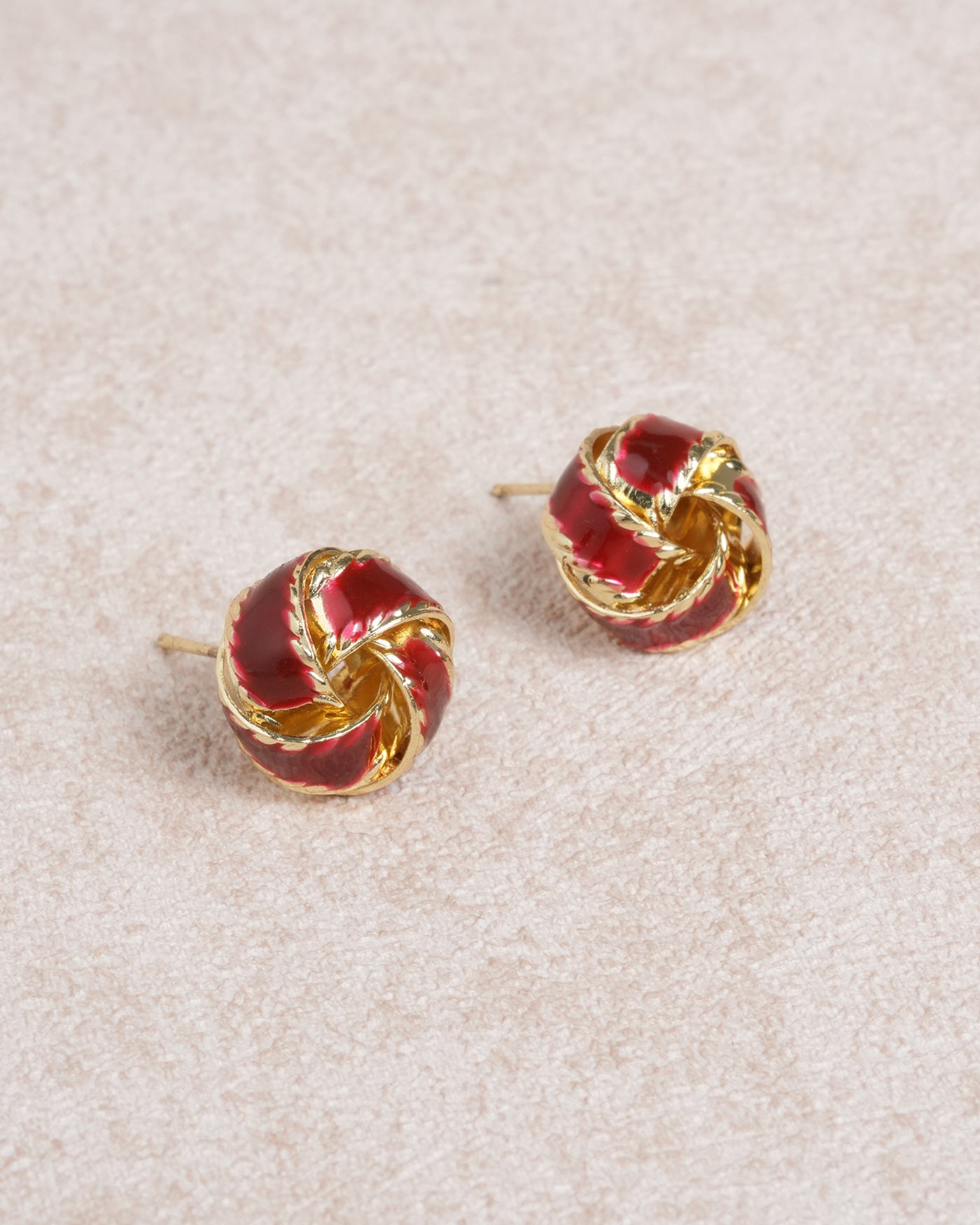 Red Openwork Earrings
