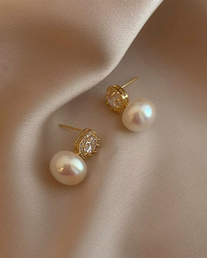 Off White Earrings