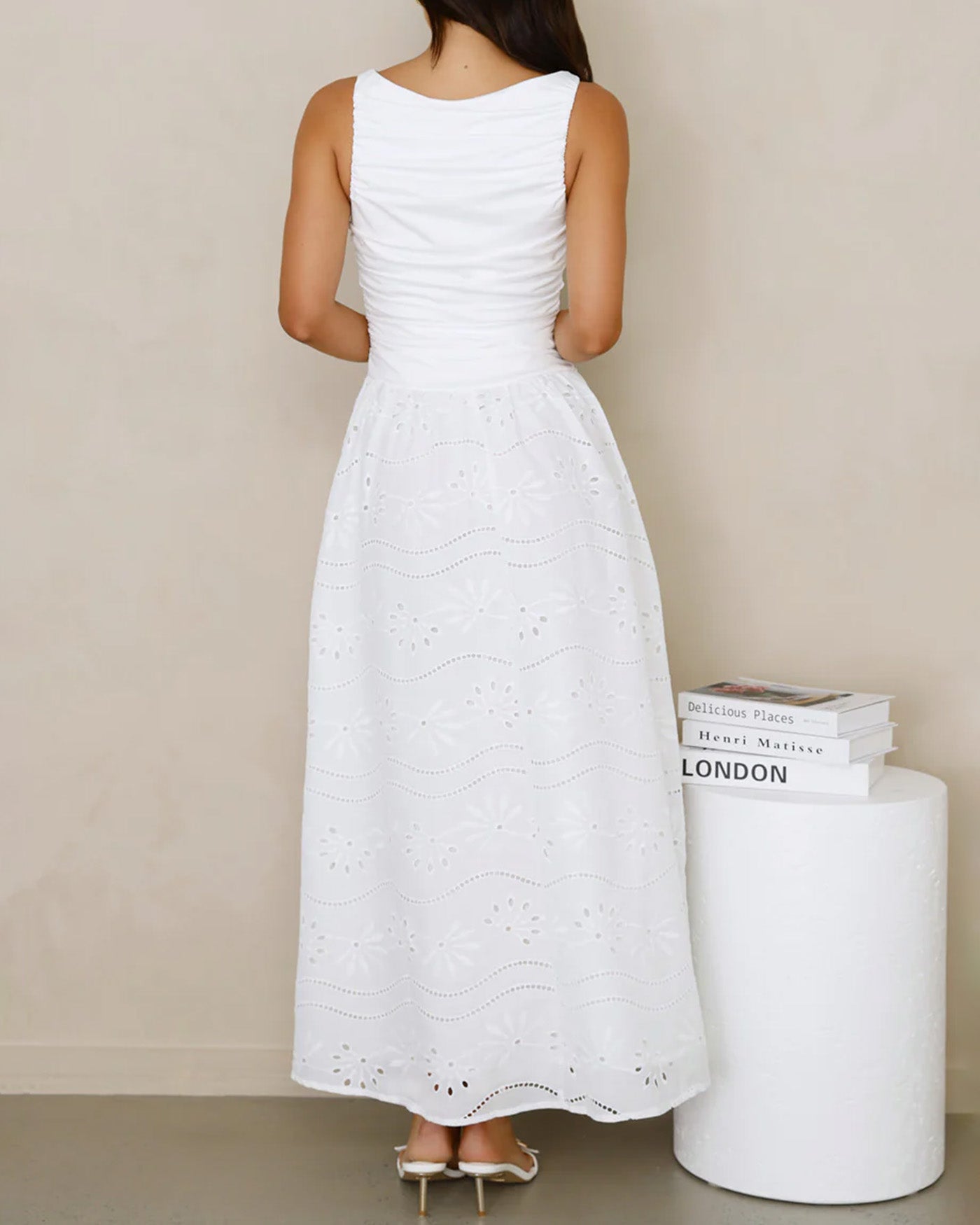 White Boat Neck Floral Maxi Dress