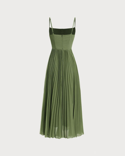 Green Sweetheart Neck Flowy Slip Maxi Dress